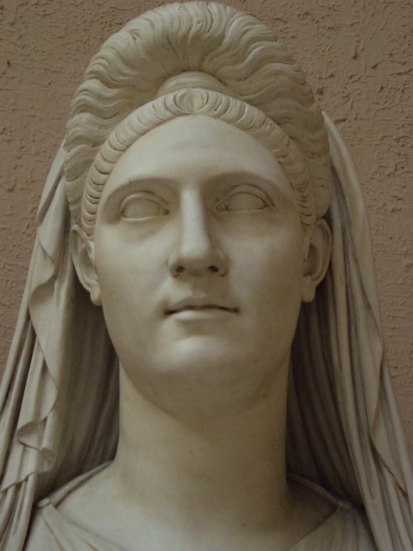 Statue of Pompeia Plotina